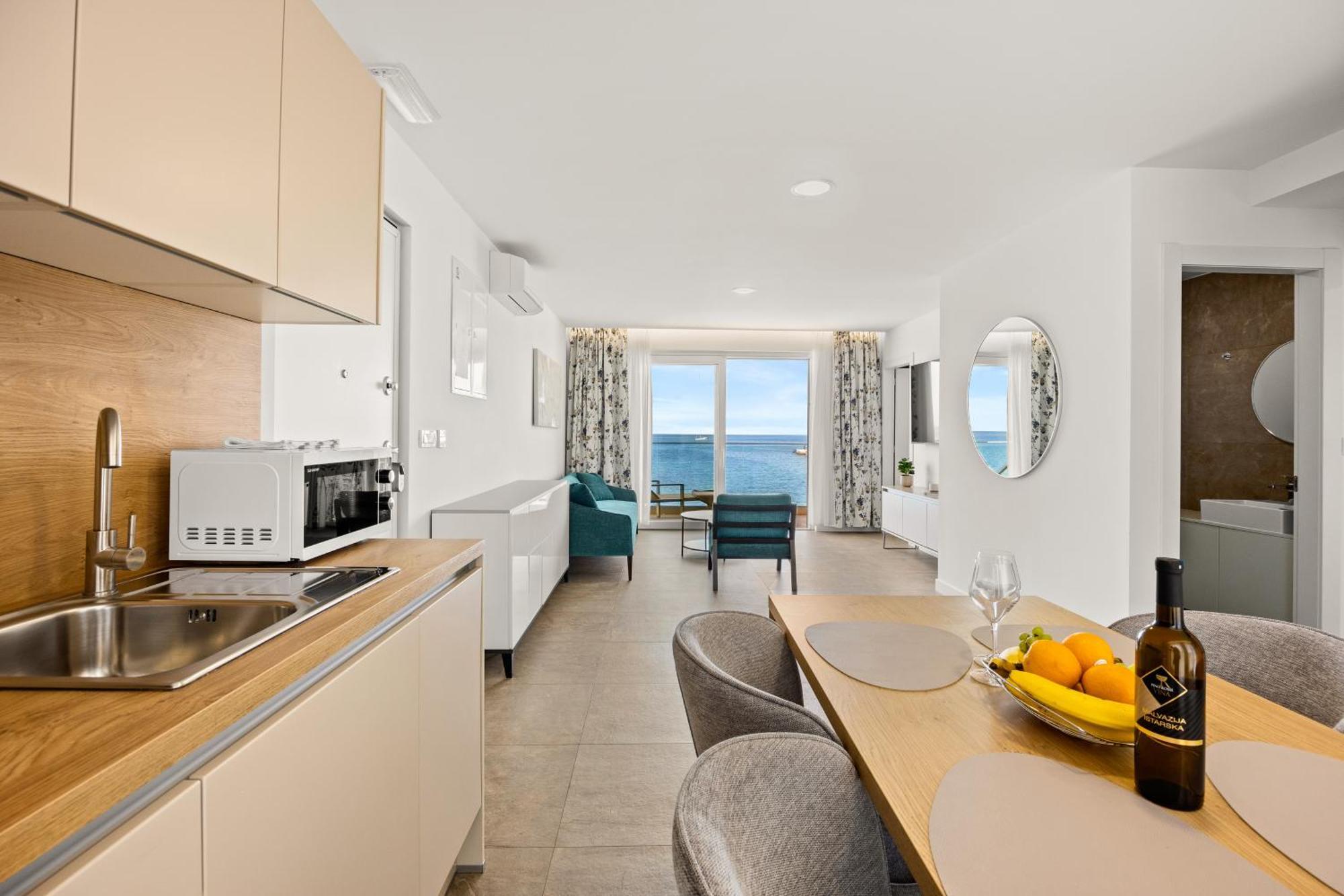 Calypso Residence Umag Exteriör bild